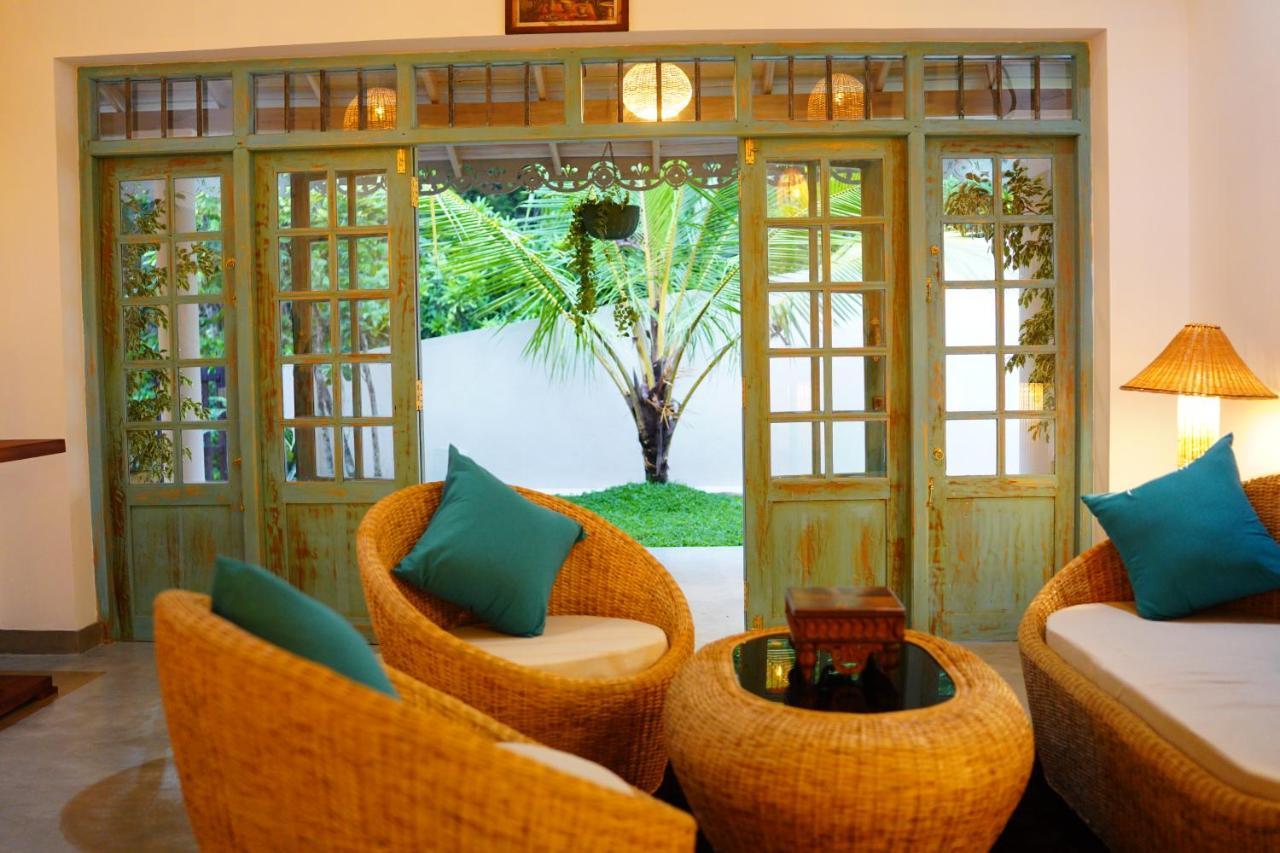 Ronaya Surf Waves Villa Dikwella Exteriör bild